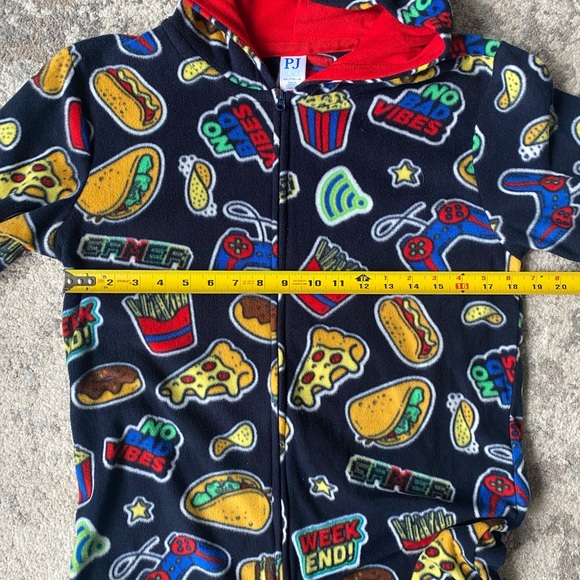Children’s Place Boys Favorite Things Onesie - Picture 6 of 7